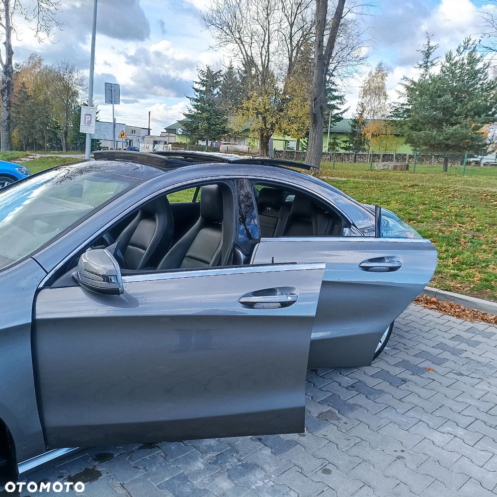 Mercedes-Benz CLA 250 7G-DCT UrbanStyle Edition - 8