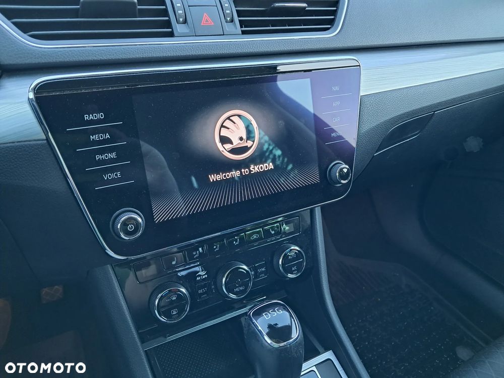 Skoda Superb 2.0 TSI Ambition DSG - 20