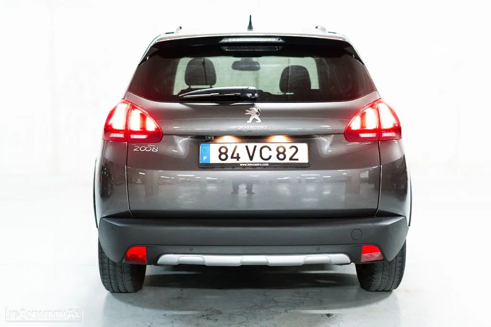 Peugeot 2008 1.2 PureTech Allure - 6
