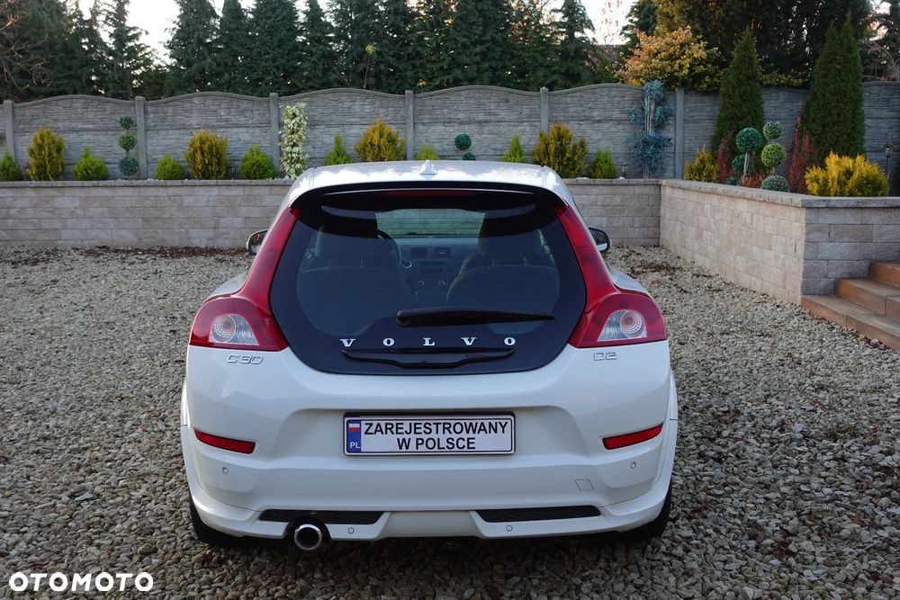 Volvo C30 D2 R-Design - 16