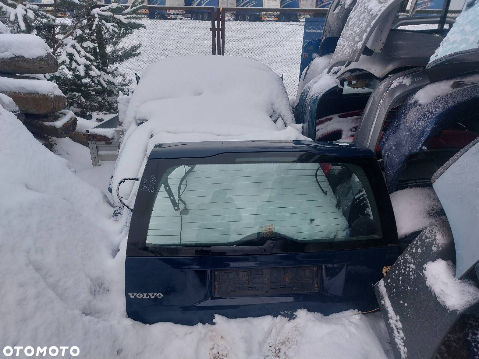 KOMPLETNY TYŁ LAMPY TYŁ KLAPA BAGAŻNIKA VOLVO V70 II - 13