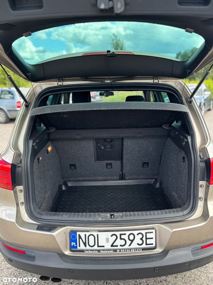 Volkswagen Tiguan - 10