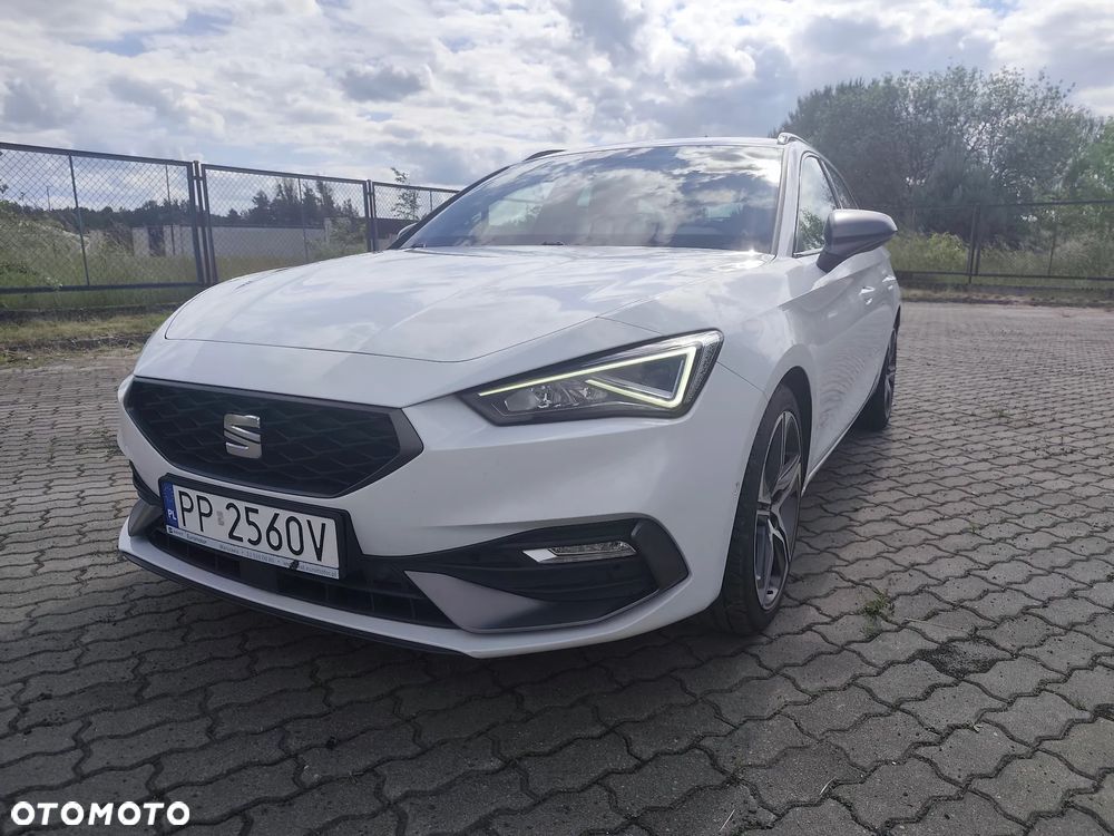 Seat Leon 1.5 eTSI FR DSG - 1