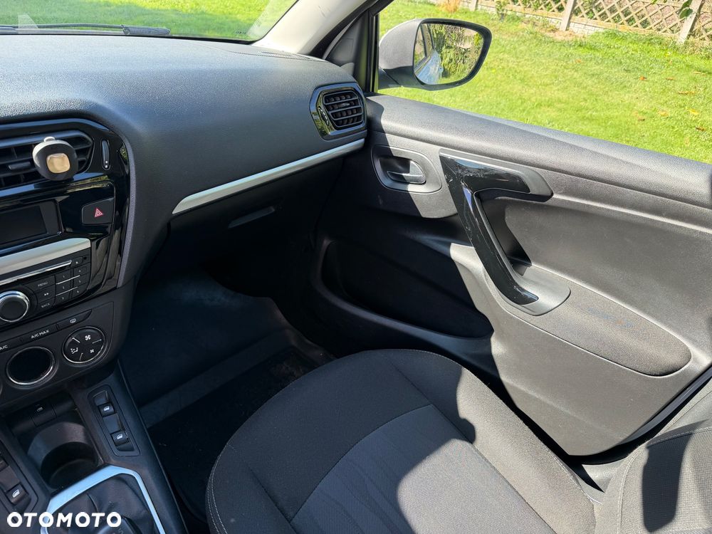 Peugeot 301 1.6 VTi Allure - 8