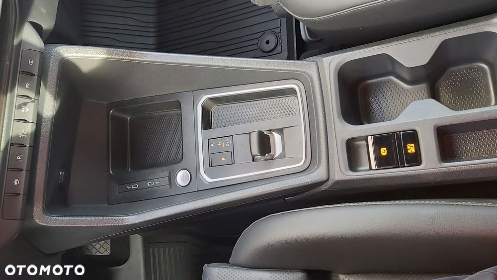 Ford Tourneo Connect Grand - 20