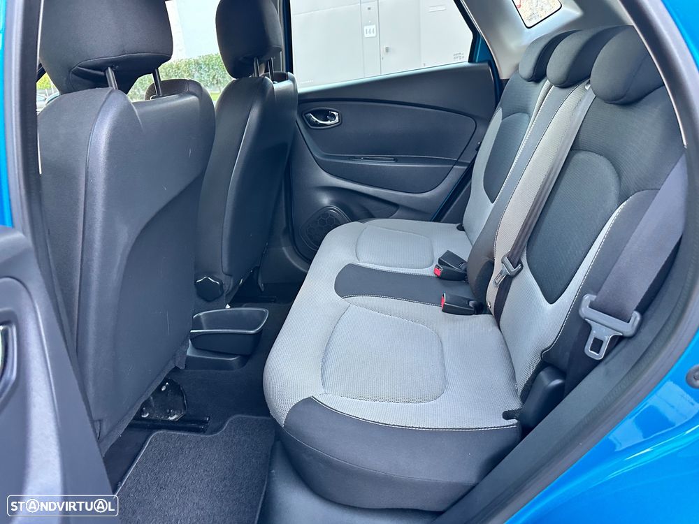 Renault Captur dCi 90 EDC Dynamique - 30