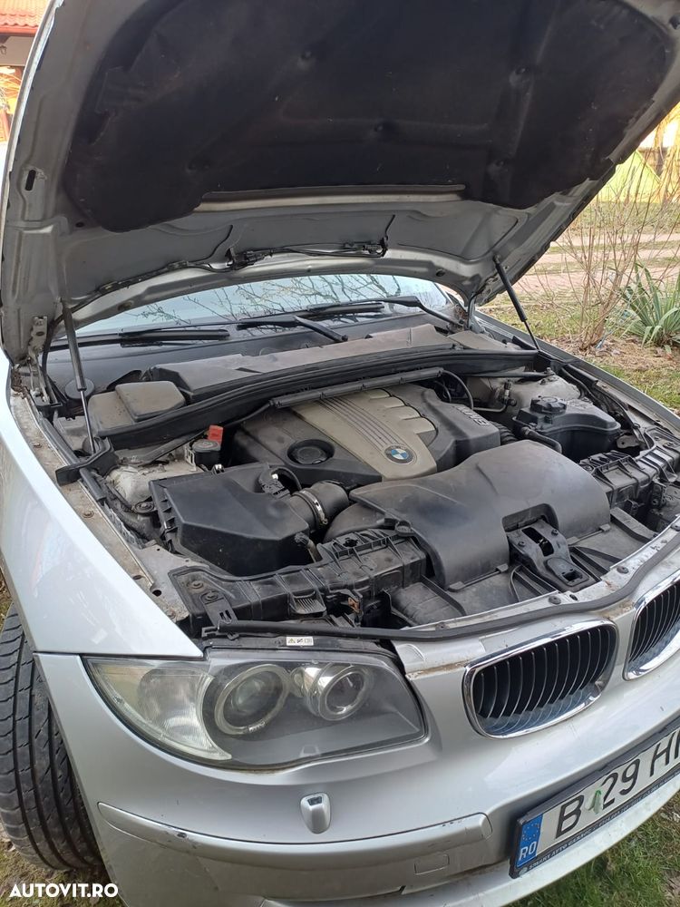 BMW Seria 1 120d - 11