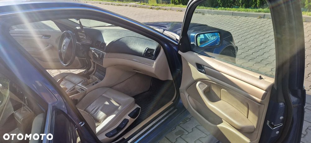 BMW Seria 3 320i - 9