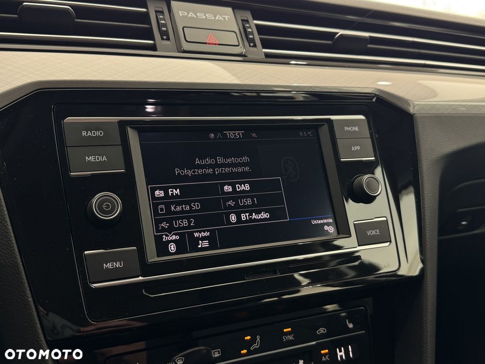 Volkswagen Passat - 28