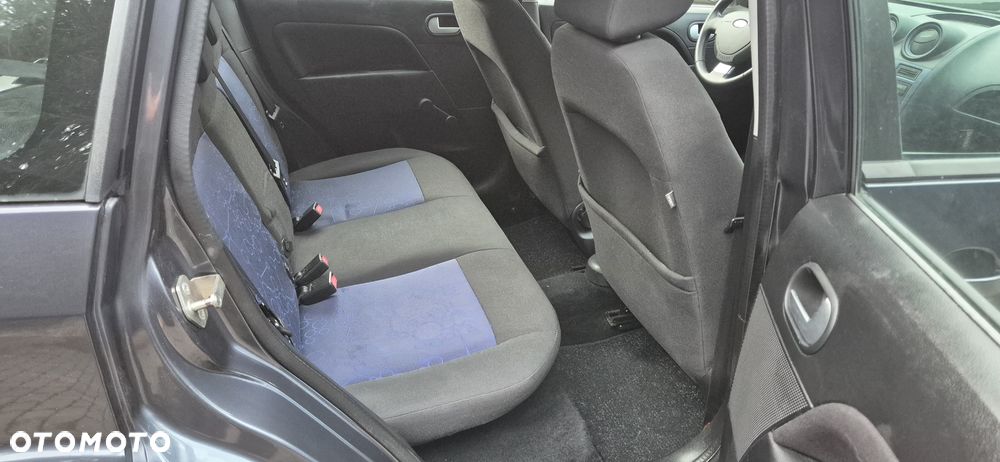 Ford Fiesta 1.4 Ambiente - 10