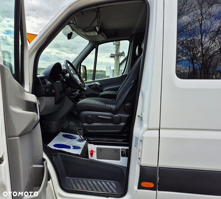 Volkswagen Crafter - 13