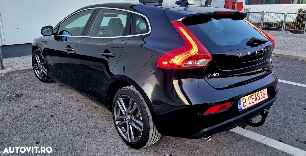 Volvo V40 D4 VEA Momentum - 21