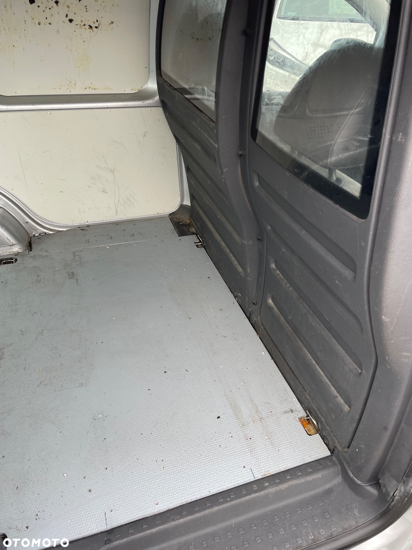 Volkswagen caddy - 22