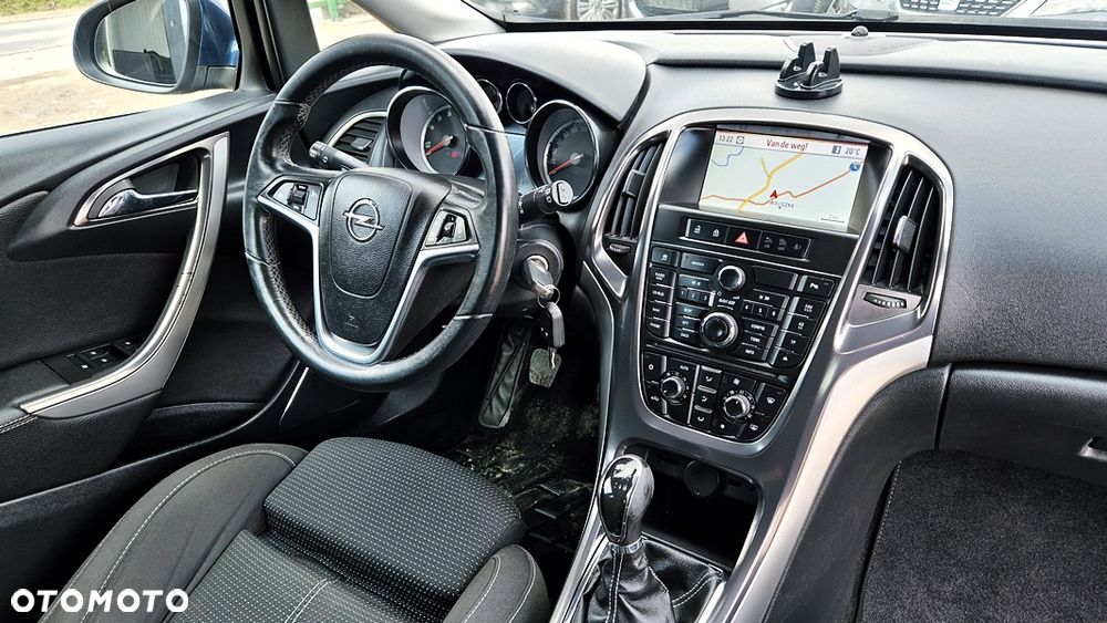 Opel Astra 1.4 Turbo Innovation - 40