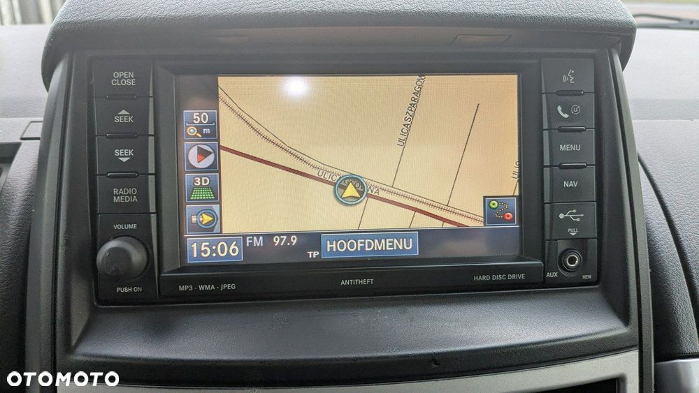 Chrysler Grand Voyager - 28