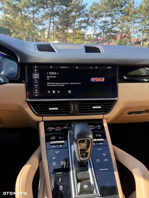 Porsche Cayenne Standard - 9