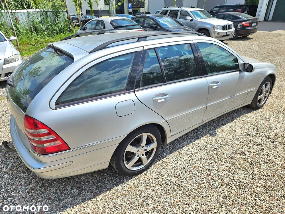Mercedes-Benz Klasa C 220 CDI Automatik Avantgarde - 6