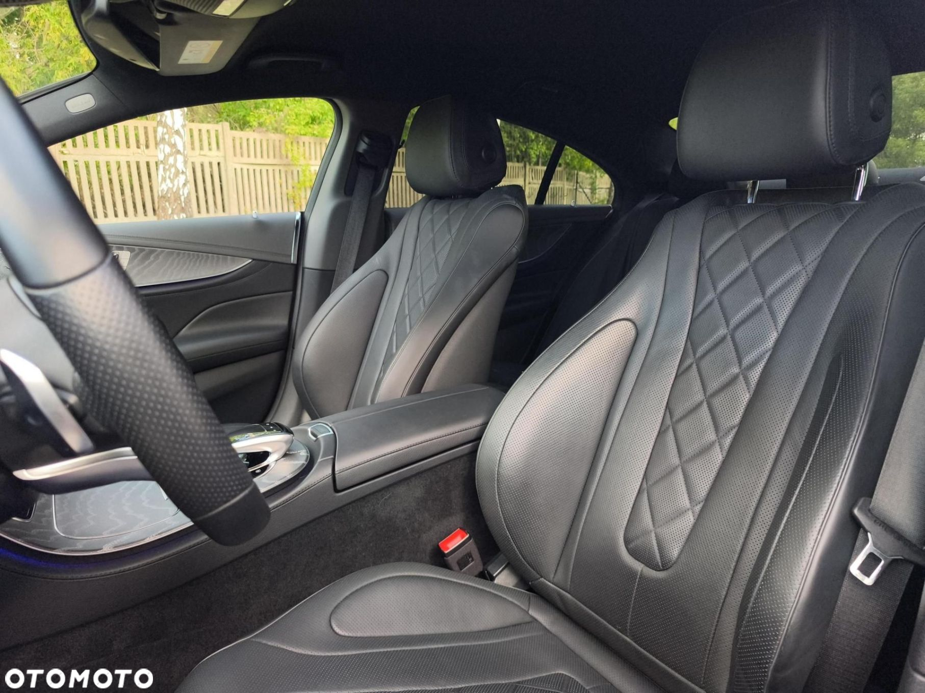 Mercedes-Benz CLS - 10
