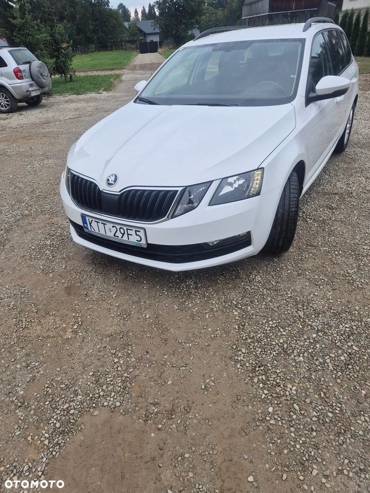 Skoda Octavia 1.6 TDI SCR Ambition - 3