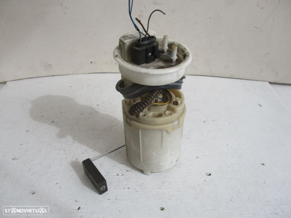 Bomba Gasolina VW Volkswagen Polo 2002 a 2008 - 2