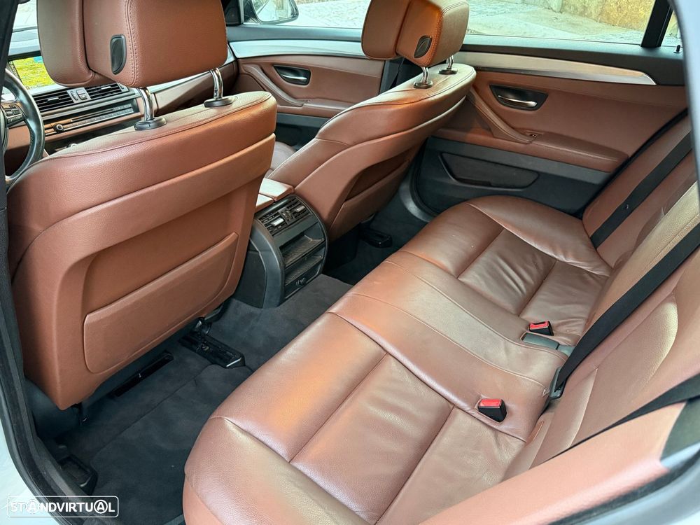 BMW 525 d Pack M Auto - 31