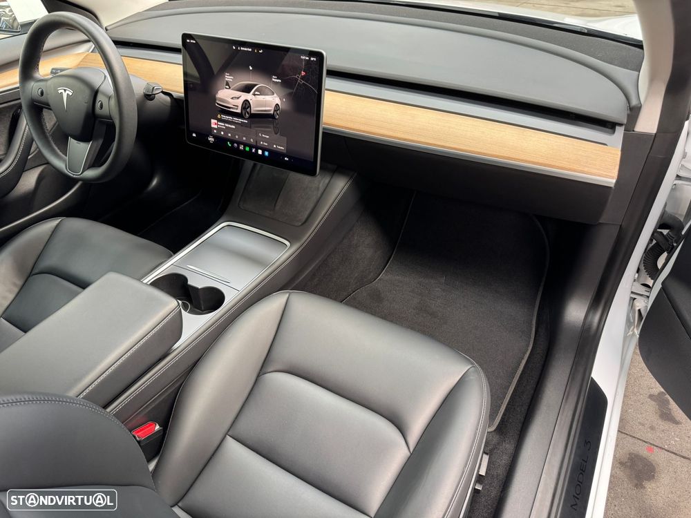 Tesla Model 3 Tração Traseira - 48