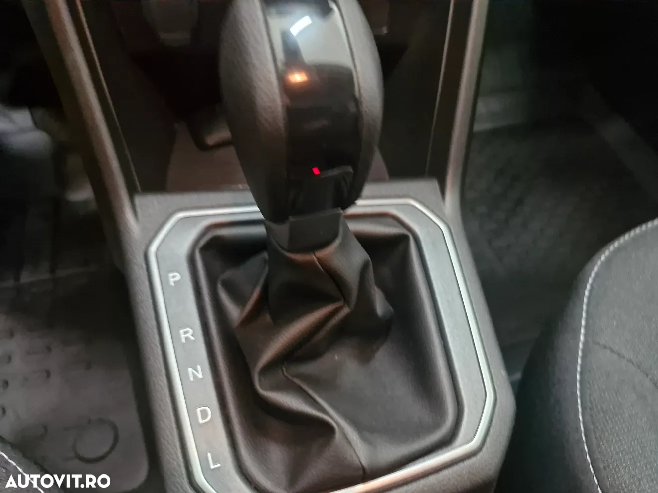 Dacia Logan TCe 90 CVT Journey - 9