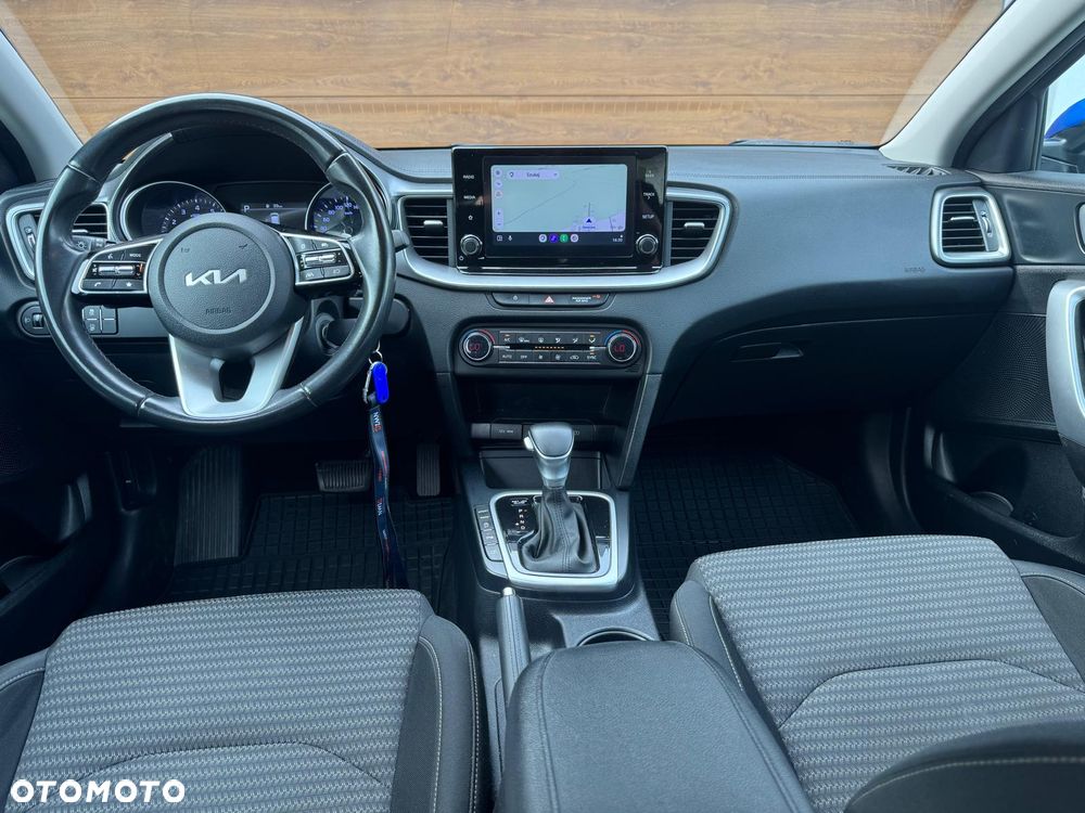 Kia Ceed 1.5 T-GDI L Business Line DCT - 12