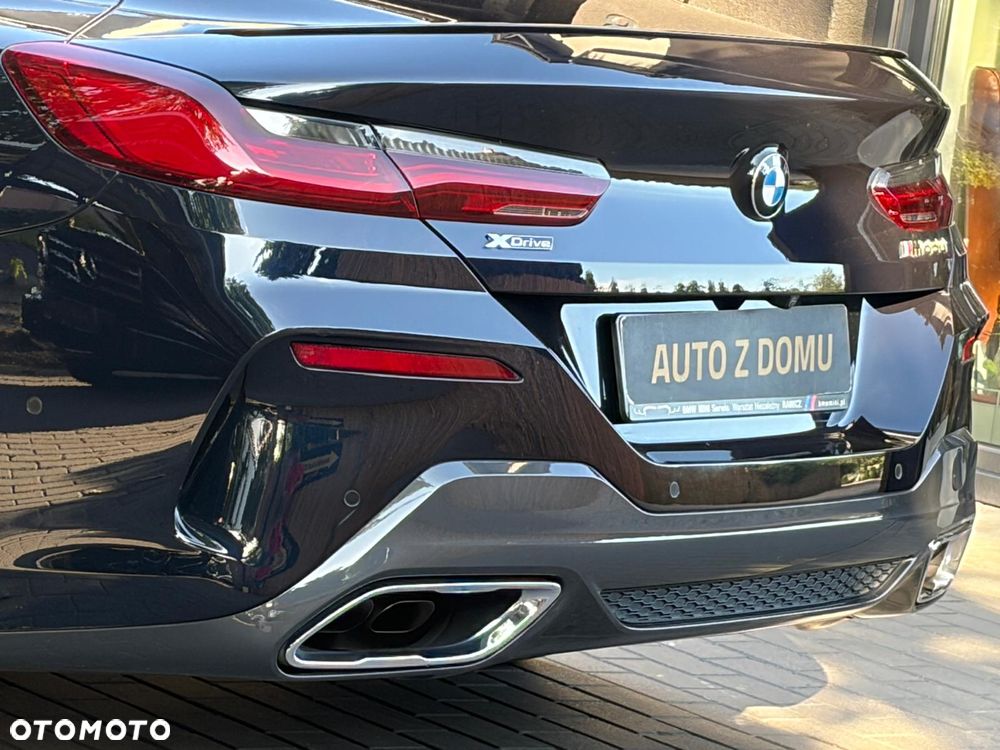 BMW Seria 8 - 16