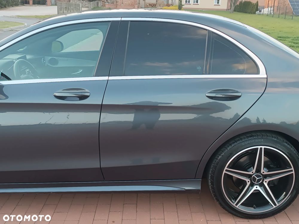 Mercedes-Benz Klasa C - 22