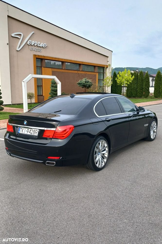 BMW Seria 7 740d xDrive - 5