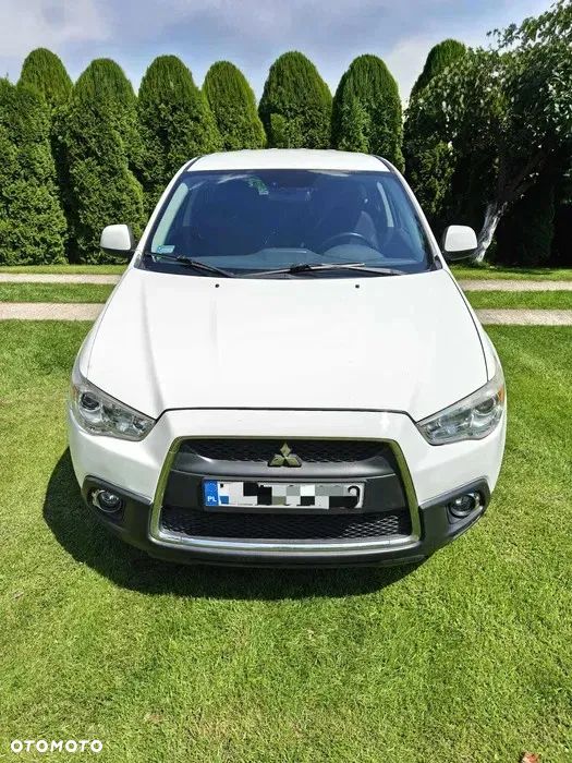 Mitsubishi ASX - 5