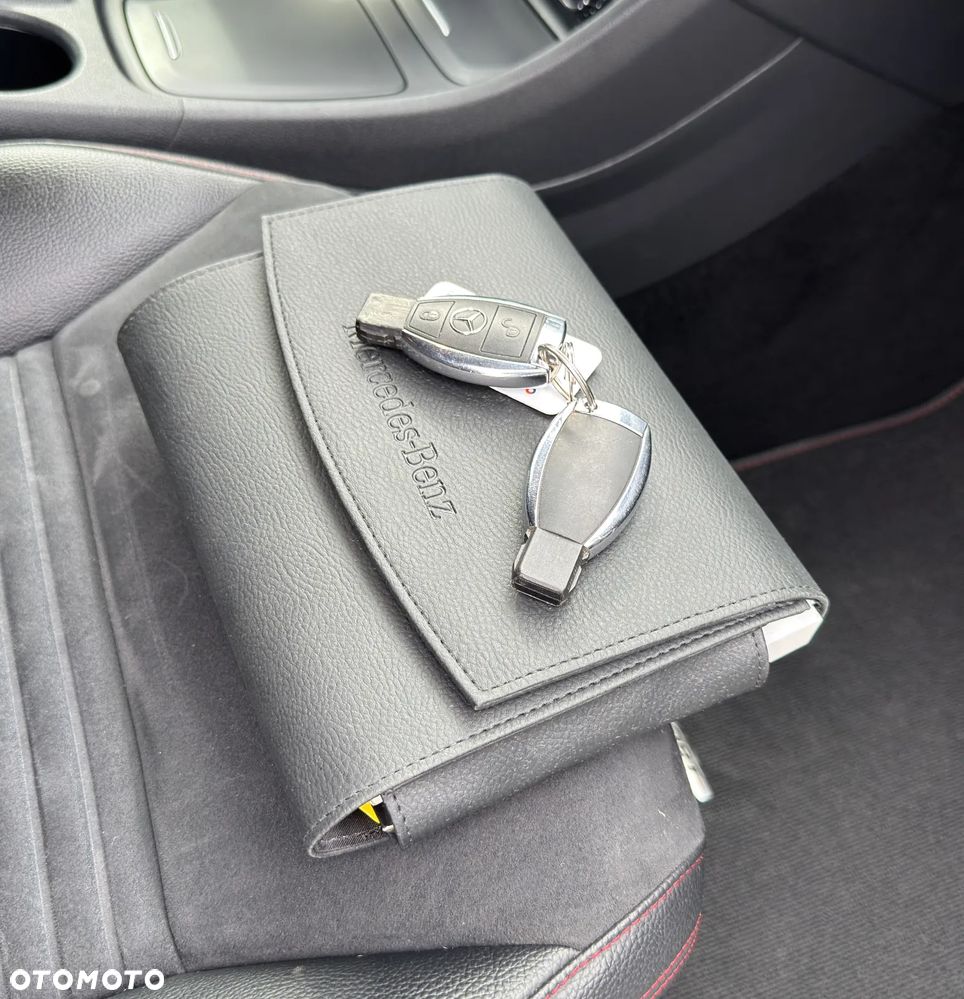 Mercedes-Benz Klasa A 250 4Matic 7G-DCT AMG Line - 28