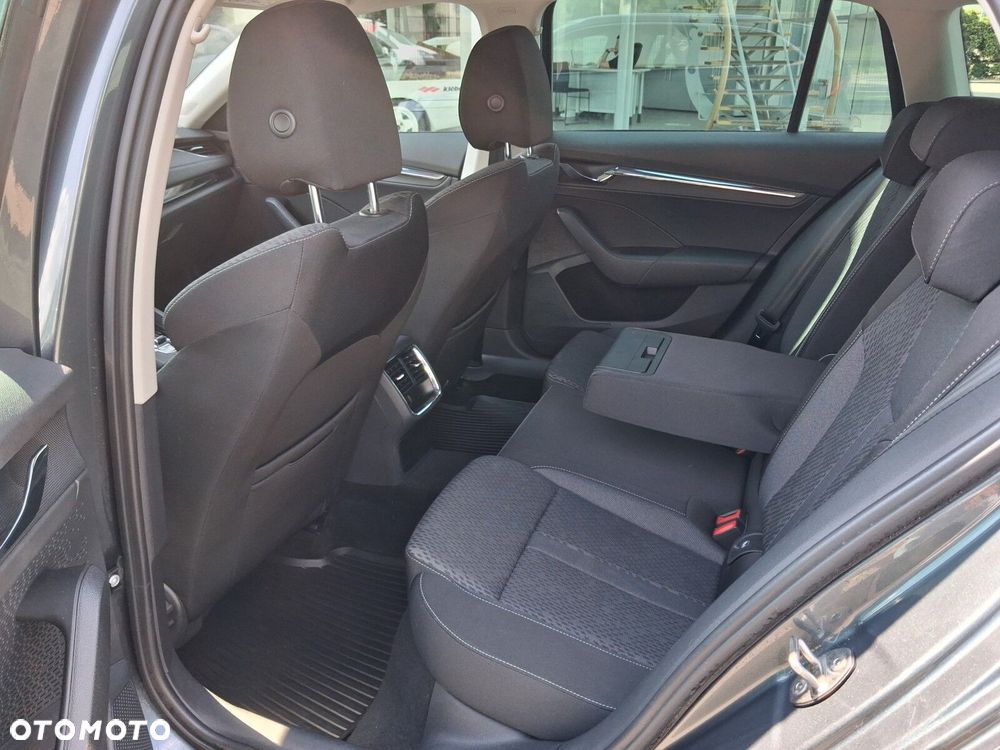Skoda Octavia - 14