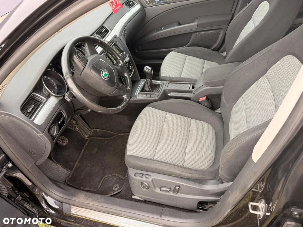 Skoda Superb 1.6 TDI GreenLine - 12