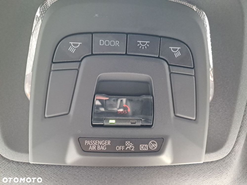 Toyota Corolla 1.8 Hybrid Comfort - 27
