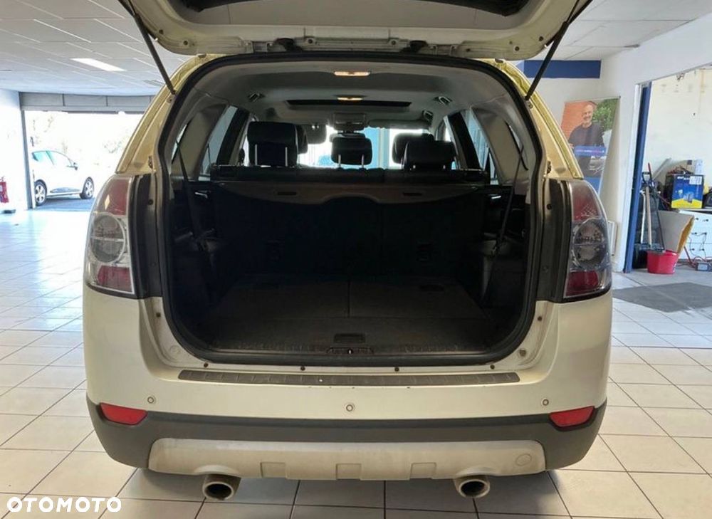 Chevrolet Captiva 2.2 4WD Automatik LTZ - 7