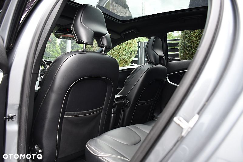 Volvo V40 T4 Geartronic RDesign - 20