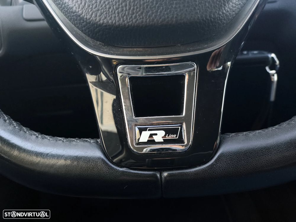 VW Golf Variant 1.6 TDi R-Line - 23