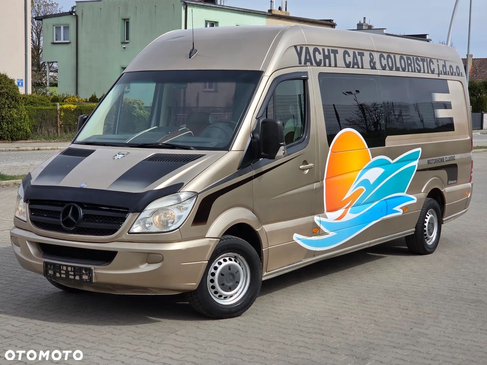 Mercedes-Benz Sprinter - 1