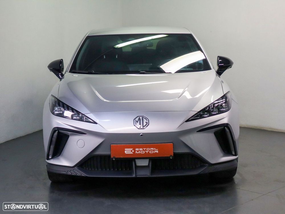 MG MG4 64 kWh Luxury - 2