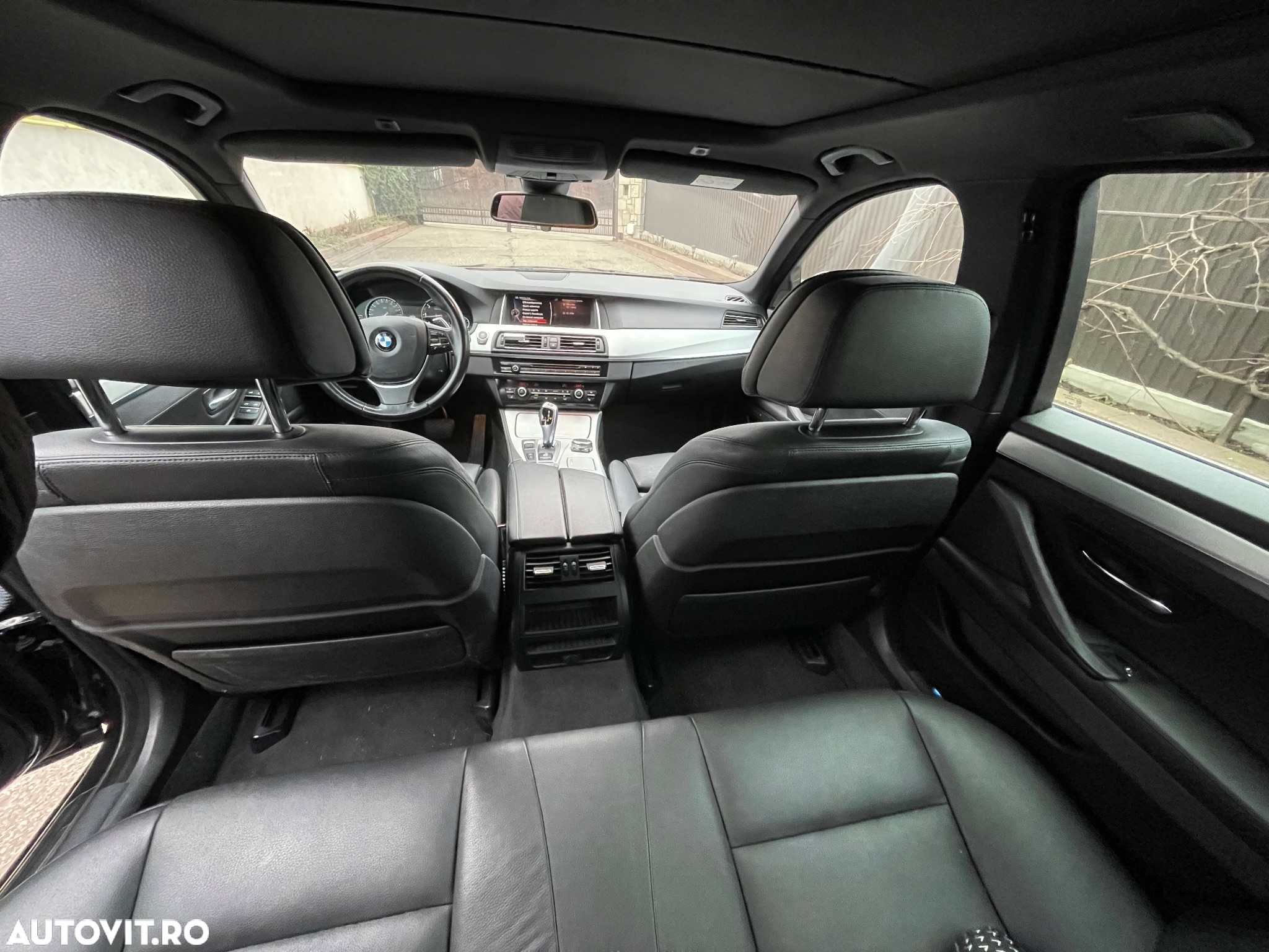 BMW Seria 5 520d xDrive Touring Aut. - 14