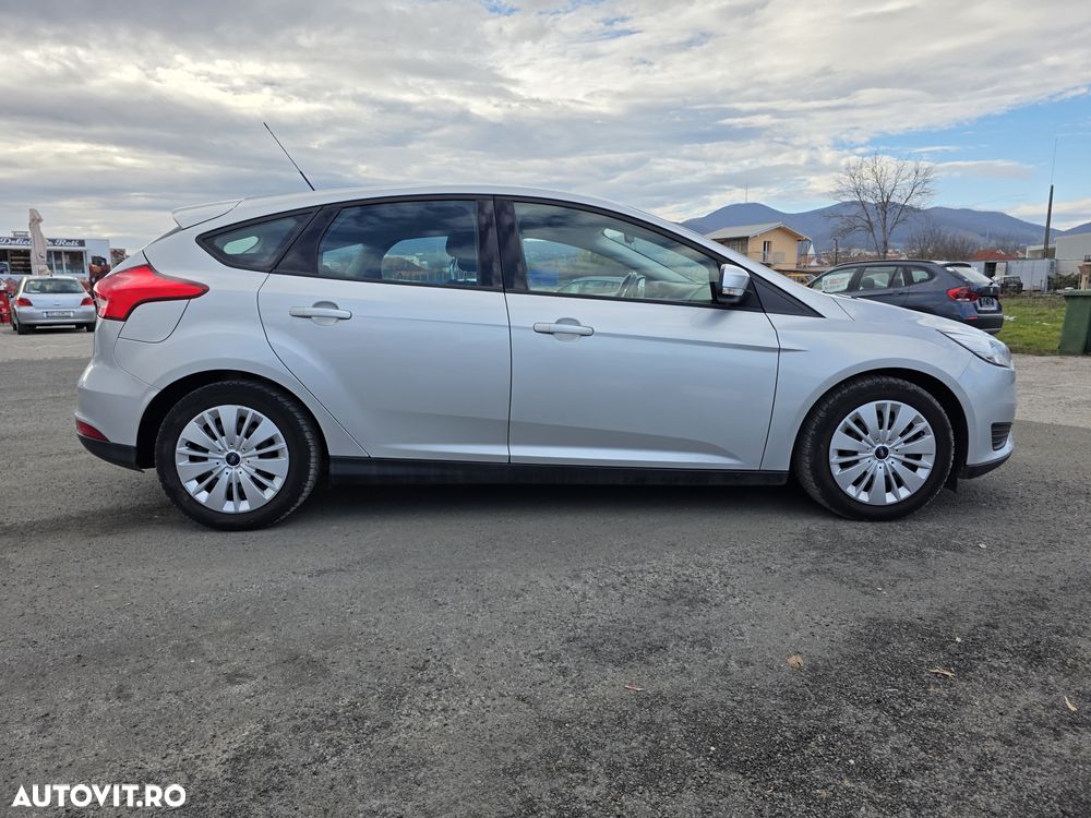 Ford Focus 1.0 EcoBoost 99g Start-Stopp-System SYNC Edition - 3