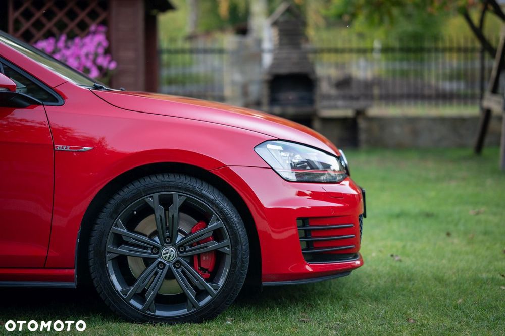 Volkswagen Golf GTI Performance BlueMotion Technology - 6