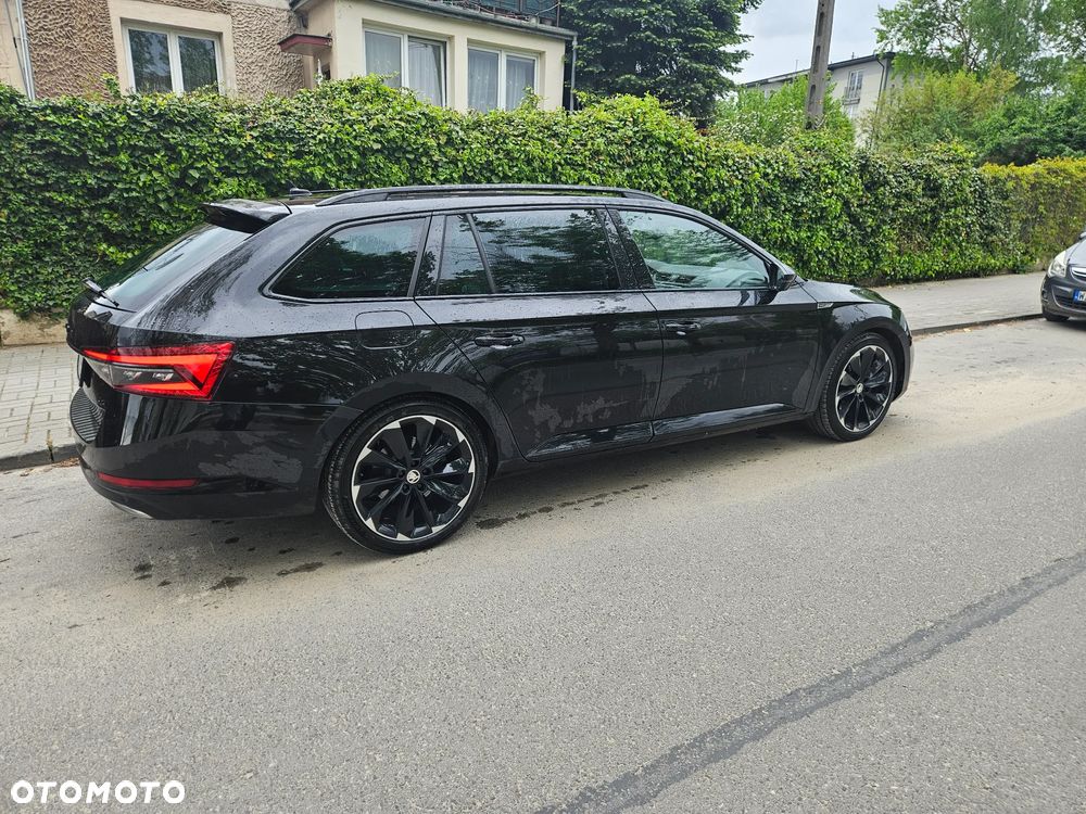 Skoda Superb 2.0 TDI SCR 4x4 Sportline DSG - 5