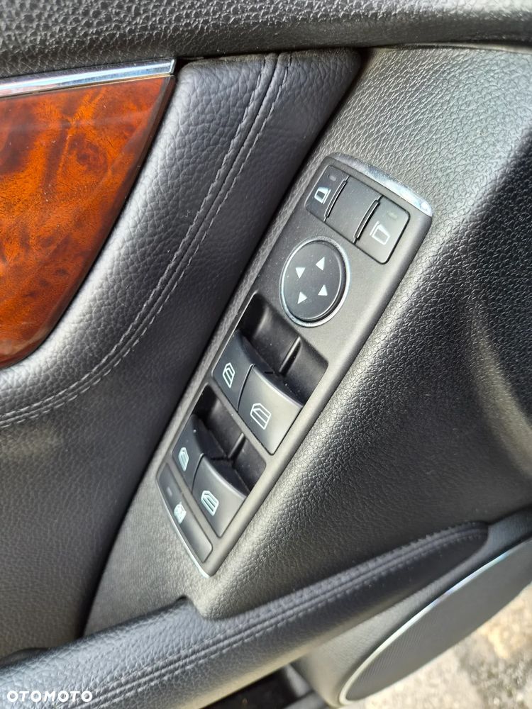 Mercedes-Benz Klasa C 180 Kompressor Automatik Elegance - 11