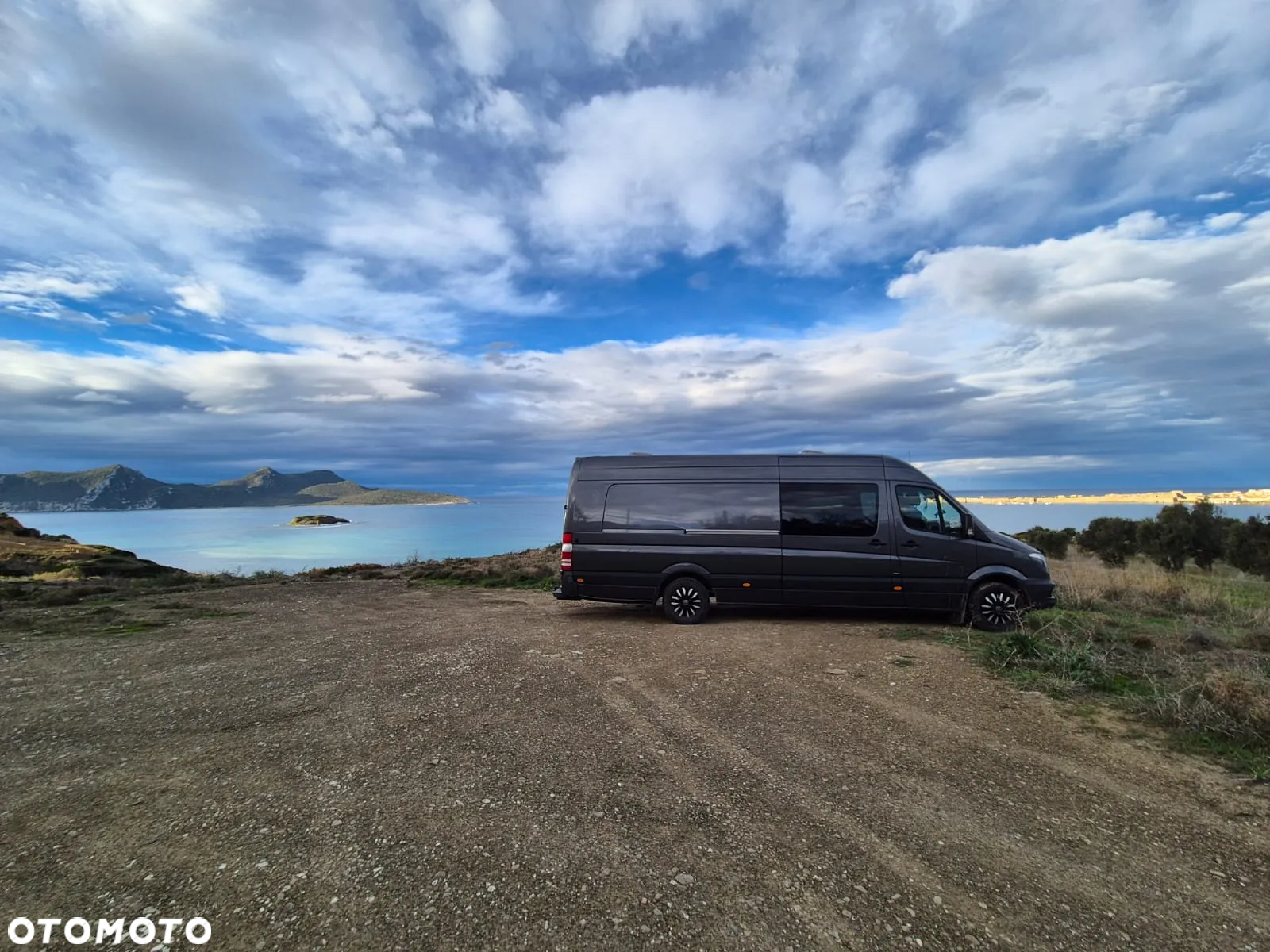 Mercedes-Benz Sprinter 319 - 17