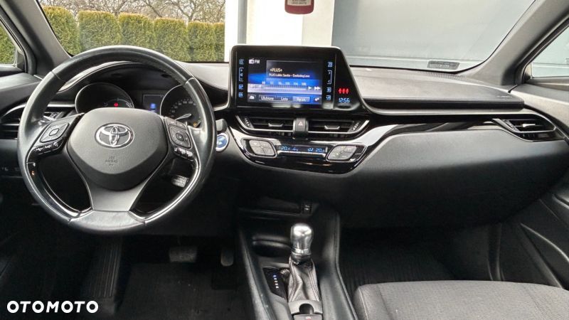 Toyota C-HR - 13