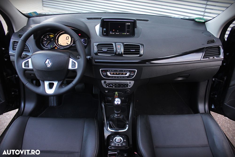 Renault Megane ENERGY dCi 110 Start & Stop Bose Edition - 16