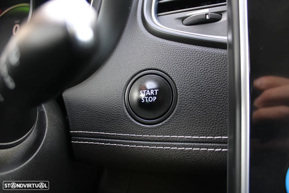 Renault Scénic dCi 110 FAP EDC Bose Edition - 17